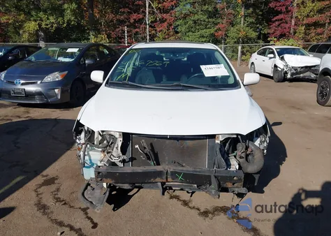 2010 Toyota Corolla S из США, поврежденный, VIN 2T1BU4EE1AC247771